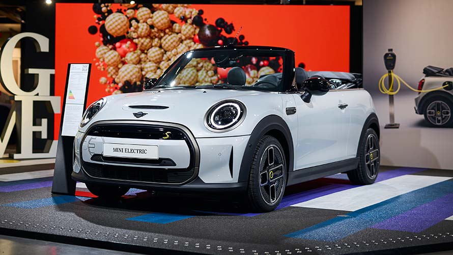 MINI Cooper SE Cabrio MINI Cooper SE Cabrio