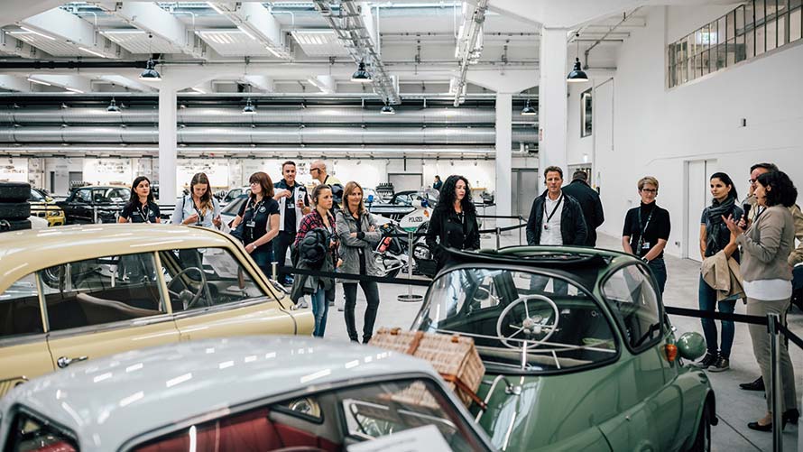 GUIDED TOURS IN BMW WELT MUNICH, BMW MUSEUM and BMW GROUP PLANT