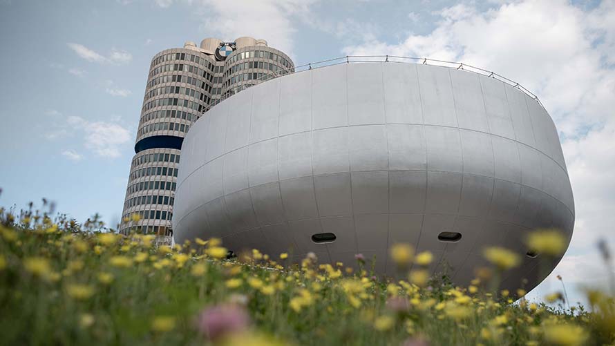 Deutschland, Bayern-Bayern, München. BMW Welt Auto Schreibtisch