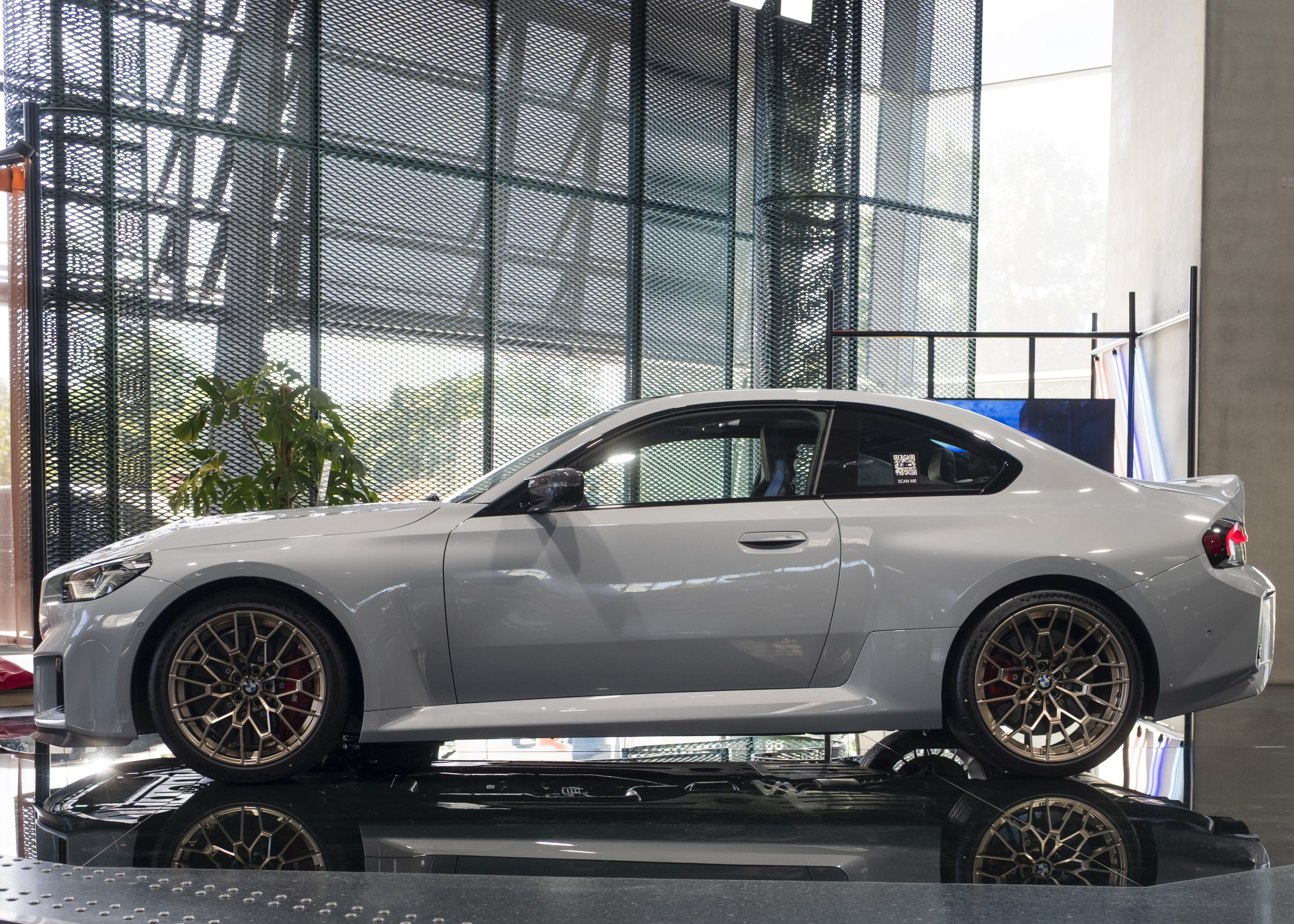 BMW Welt Ausstellungen M2 CS