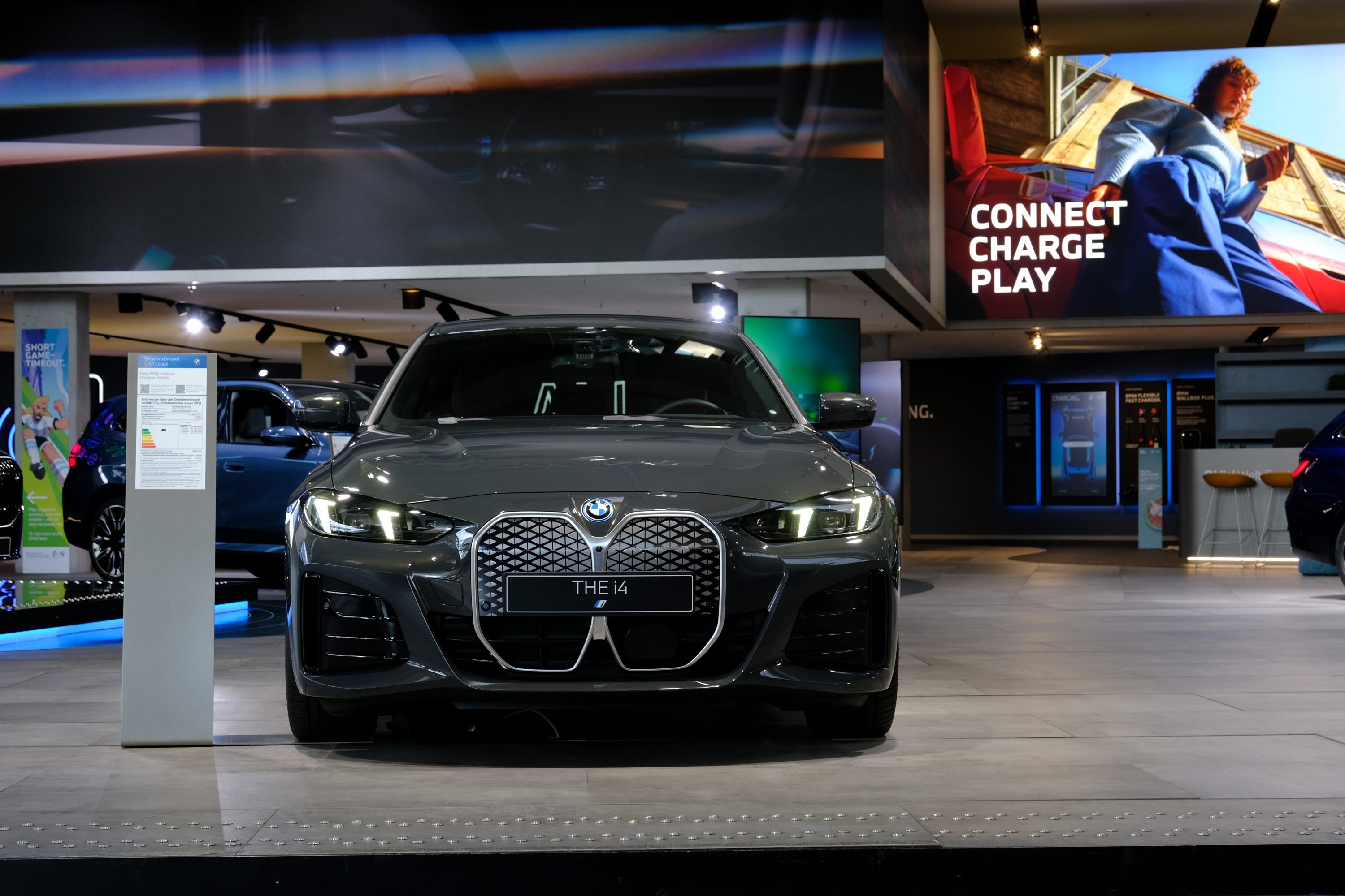 BMW Welt Ausstellungen i4 xDrive40