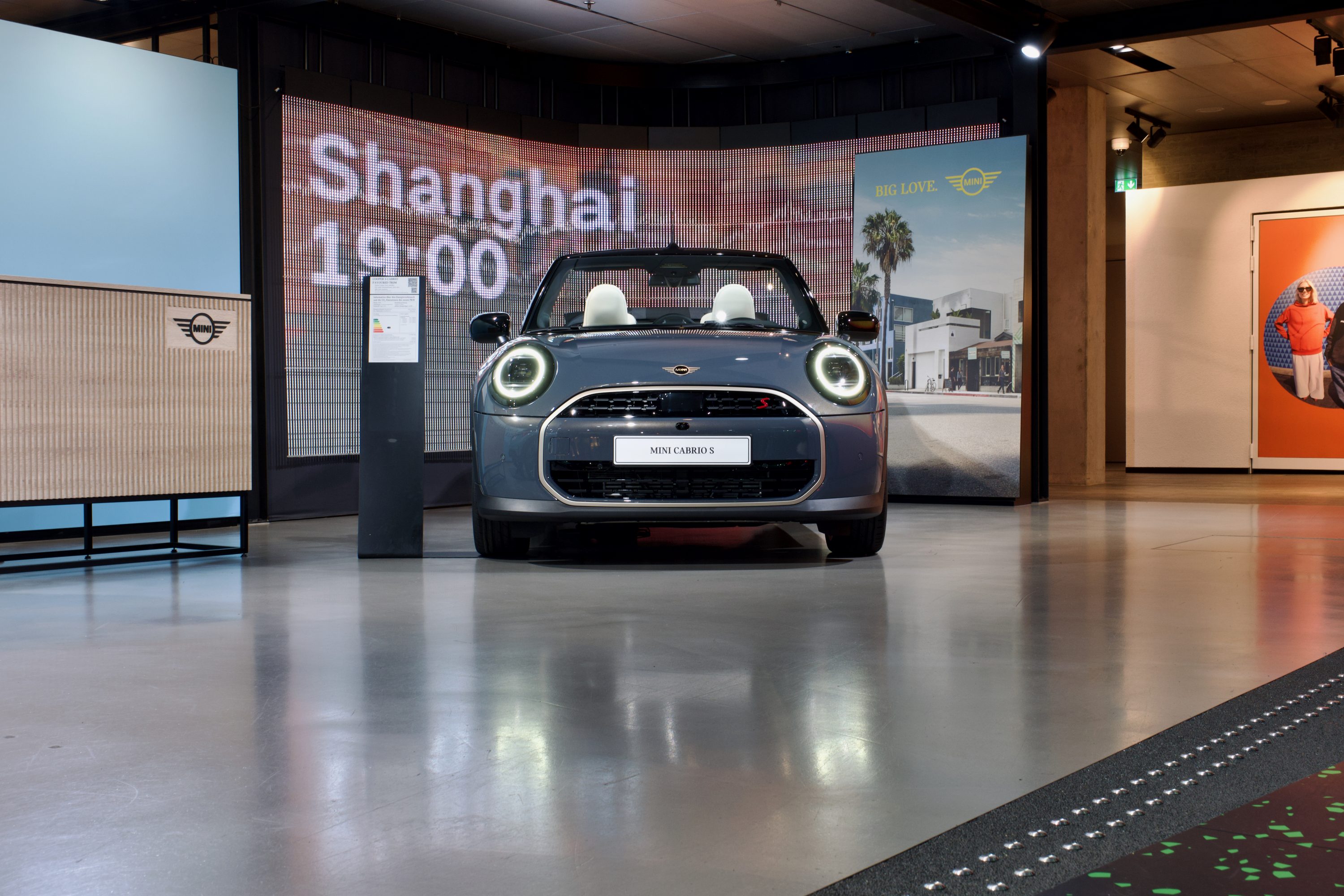 BMW Welt Ausstellungen MINI Cooper S