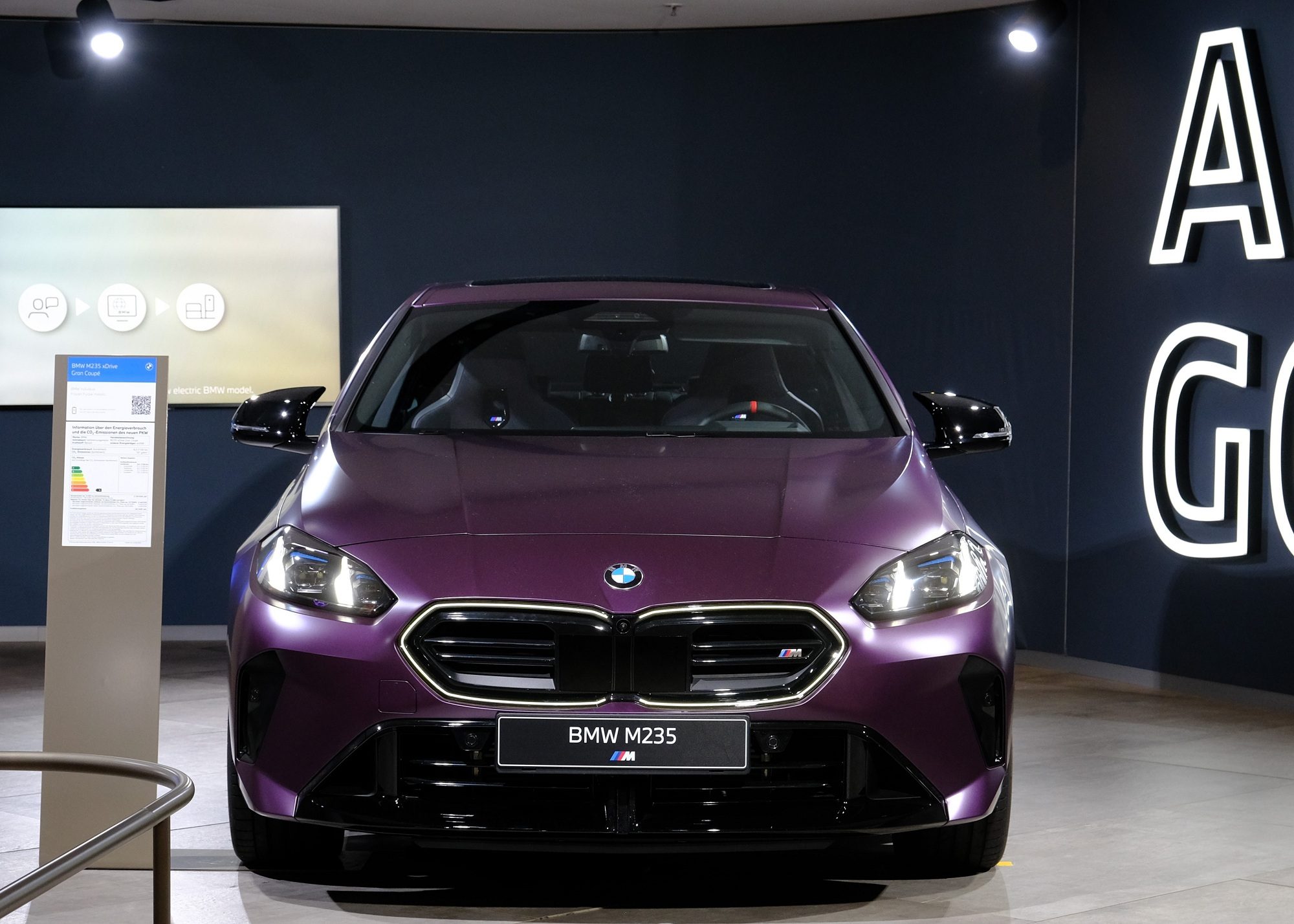 BMW Welt Ausstellungen M235 xDrive