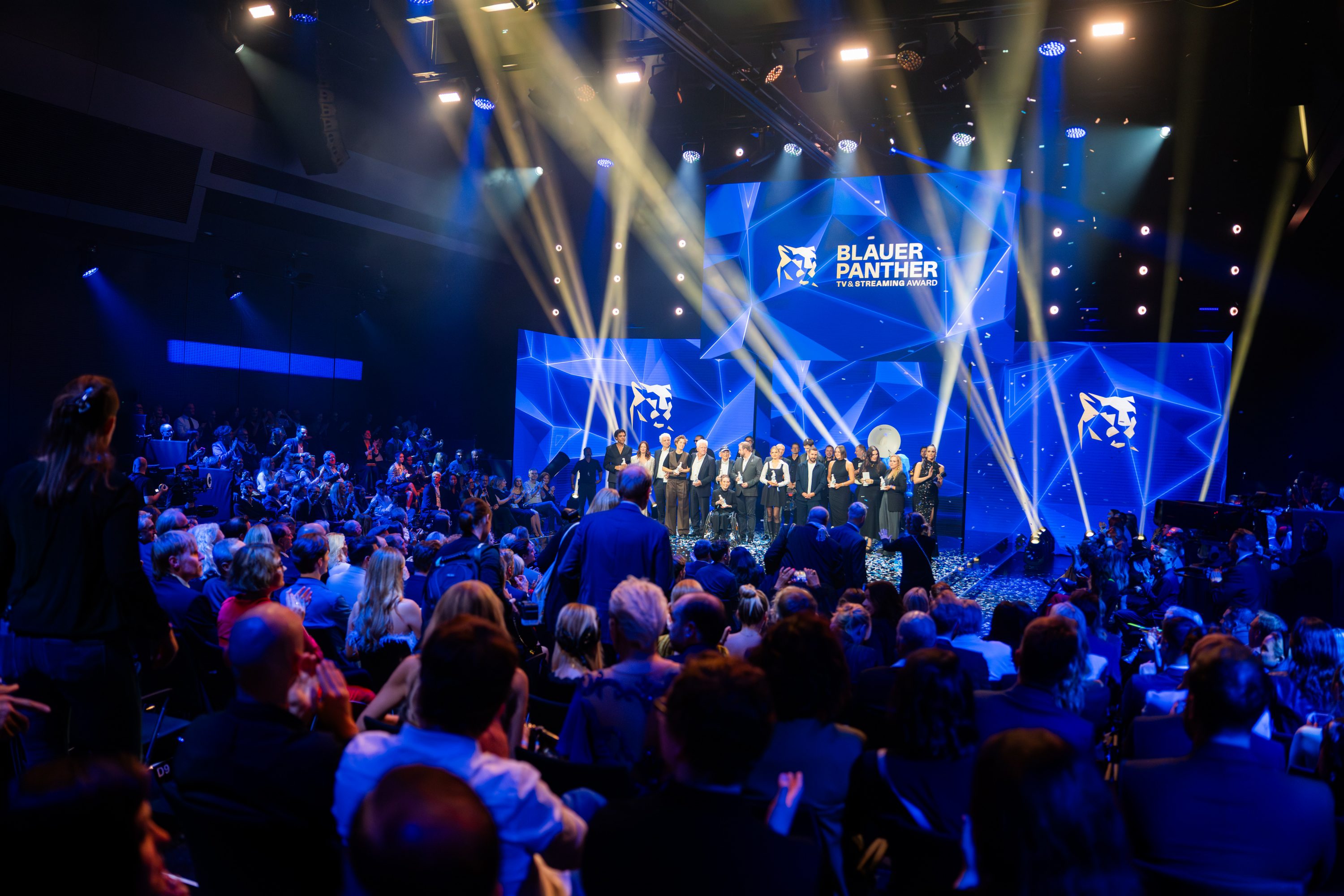 BMW Welt Inspirationen Blauer Panther